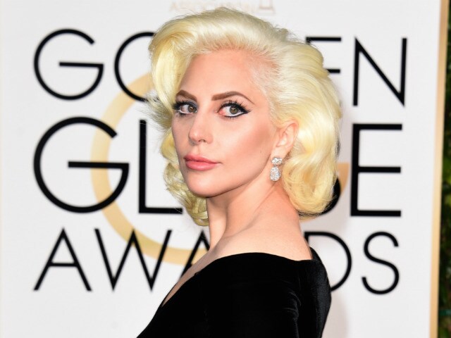 Grammys 2016: Lady Gaga to Pay Tribute to David Bowie