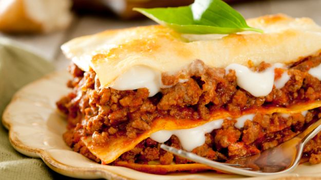 Layer it Up: How to Make Lasagne, the Cheesy and Meaty Treat