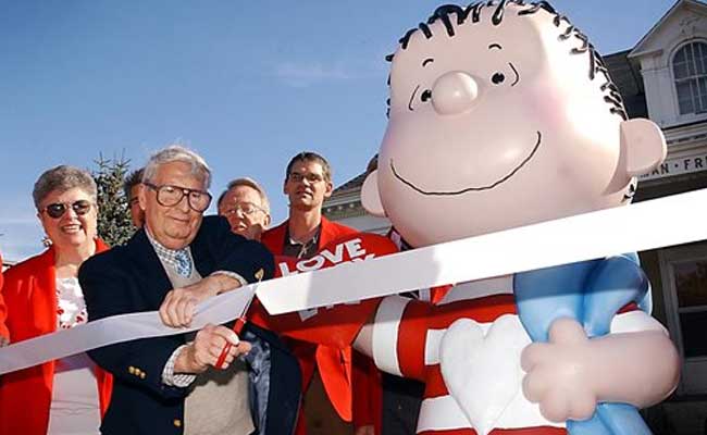 Man Who Gave Name To 'Peanuts'' Linus Dies At Age 90