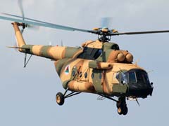 उत्तराखंड : जंगलों में लगी आग पर पानी की बौछार के लिए एमआई-17 हेलीकॉप्टर तैनात