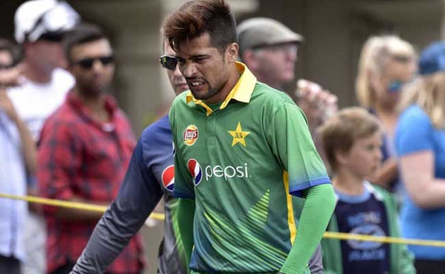 पाकिस्‍तानी गेंदबाज मो. आमिर बीमार मां को देखने स्‍वदेश लौटे, तीसरा वनडे नहीं खेल पाएंगे
