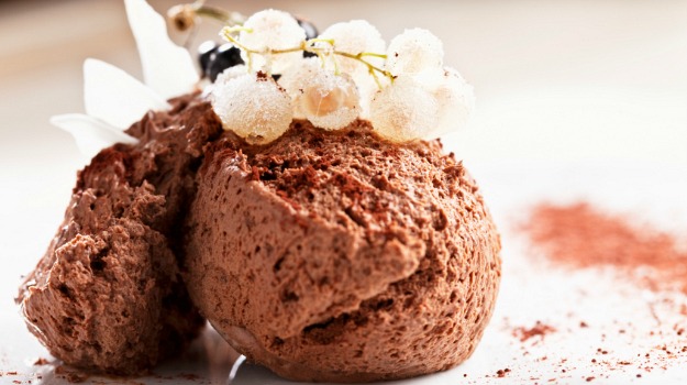 Rich, Creamy & Oh-So-Bittersweet: How to Make Chocolate Mousse