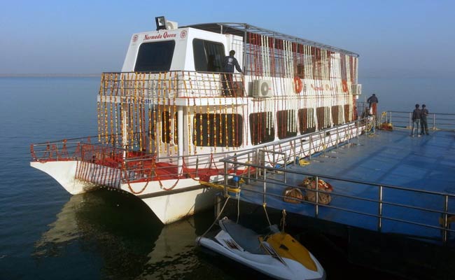 A Cabinet Meeting On A Boat For Madhya Pradesh Ministers