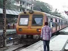 मुंबई : पटरियों के रखरखाव के लिए सेंट्रल रेलवे का मेगा ब्‍लॉक, लोकल सेवा रहेगी प्रभावित