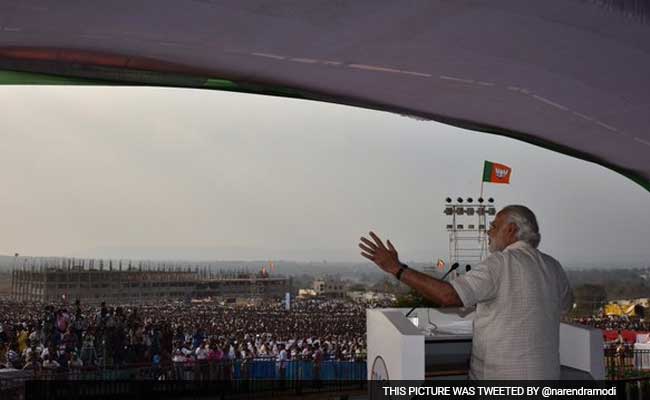 भ्रष्टाचार के खिलाफ अभियान से प्रभावित लोगों की आंखों का कांटा बन गया हूं मैं : पीएम मोदी