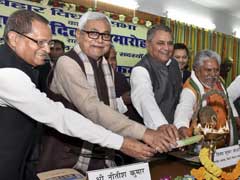 Bihar Chief Minister Nitish Kumar Gives Tips To State Legislators