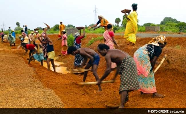 For NREGA, Tamil Nadu Is The Only Hope