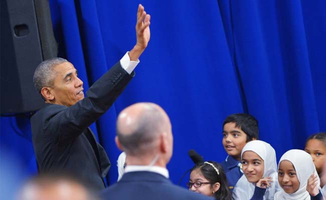 Barack Obama States Anti-Muslim Rhetoric Hurting Sikhs Too