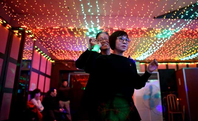 'Monday Afternoon Fever' In South Korea's Old-Age Discos
