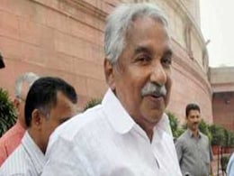 Kerala Chief Minister Oommen Chandy Uses Facebook Feature For Live Chat With Voters Kerala Chief Minister Oommen Chandy Uses Facebook Feature For Live Chat With Voters