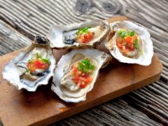 People Have Been Eating Oysters In Non-Summer Months For The Past 4000 Years; Study Reveals