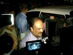 Non-Bailable Warrant Issued Against Chaggan Bhujbal's Son