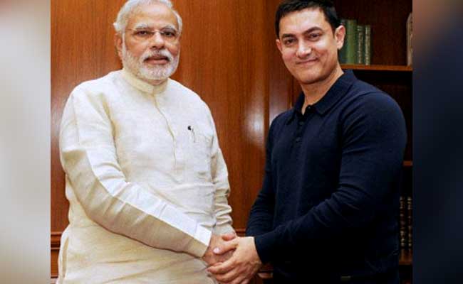'मेक इन इंडिया वीक प्रोग्राम' में आमिर खान और पीएम मोदी के बीच हुई मुलाकात