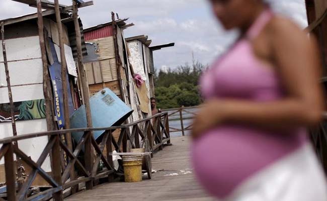 Expectant Couples Avoiding Latin America, Other Zika Hotspots