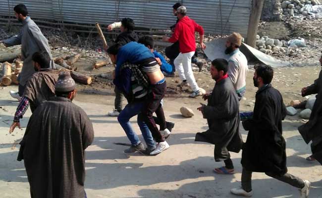 2 Killed In Police Firing After Clashes In Kashmir's Pulwama