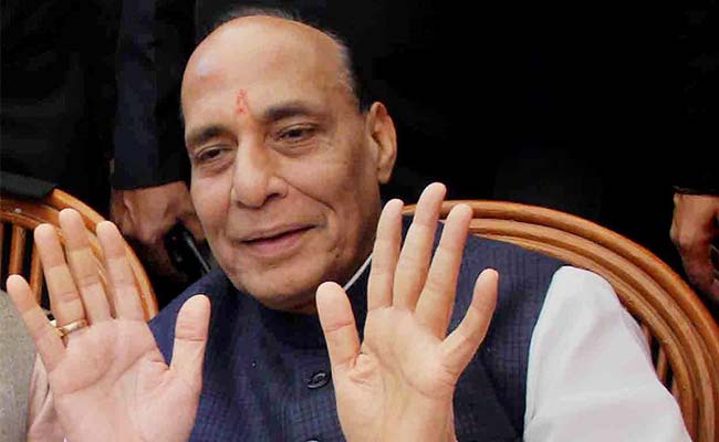 Rajnath Singh Greets Meerut Girl Who Is Part Of Zika Virus Decoding Team