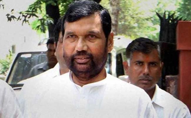 Union Minister Ram Vilas Paswan Pitches For Reservation In Private Sector