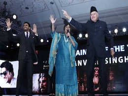 In Three GIFs, Your Guide to The Ranveer-Farooq Dance-Off In Three GIFs, Your Guide to The Ranveer-Farooq Dance-Off