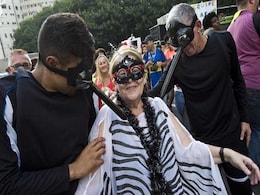 Rio Carnival Dances Toward Wild Finale, Swatting Zika Aside Rio Carnival Dances Toward Wild Finale, Swatting Zika Aside