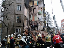 7 dead as gas blast in Russia collapses building 7 dead as gas blast in Russia collapses building