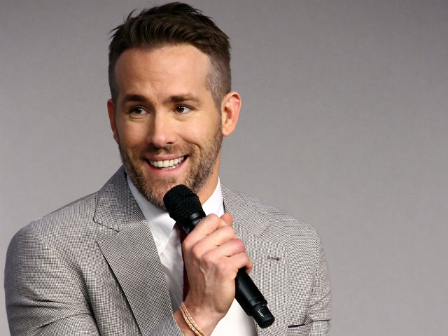 Ryan Reynolds Has Women Everywhere Cheering and It's Not For <I>Deadpool</i>