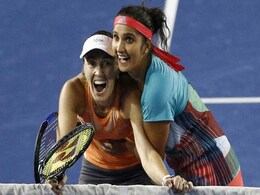 टेनिस : सानिया मिर्जा युगल रैंकिंग में अकेली शीर्ष पर टेनिस : सानिया मिर्जा युगल रैंकिंग में अकेली शीर्ष पर