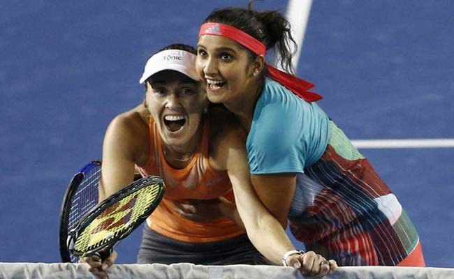 कतर ओपन : सानिया-हिंगिस की लगातार 41वीं जीत, क्वार्टर फाइनल में पहुंचीं