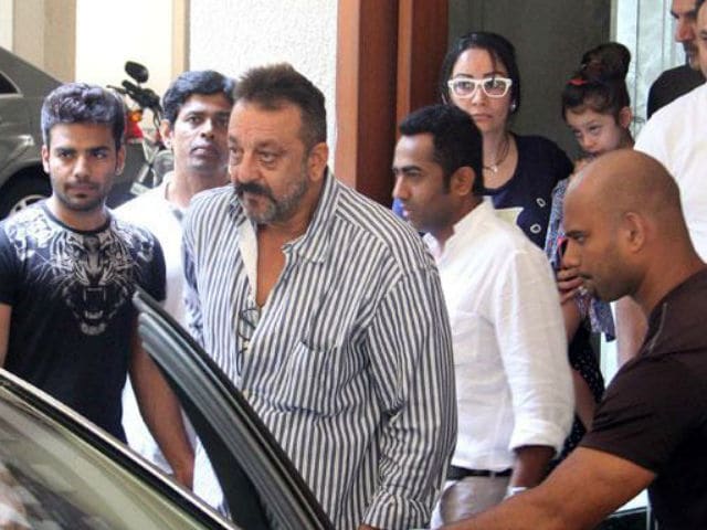 Sanjay Dutt's Home Run: All the Dope From Actor's Last Day at Yerawada Jail