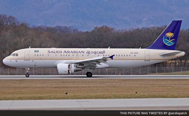 Passengers, Crew Evacuated From Madrid-Riyadh Flight After Bomb Hoax