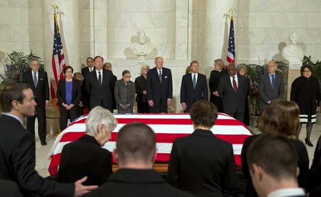 Barack Obama, Others To Pay Respects To Late Justice Antonin Scalia