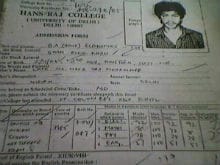 Shah Rukh Khan's Old College Admission Form, Found on Instagram