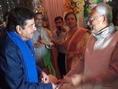 BJP's Shatrughan Sinha Meets Nitish Kumar, Lalu Prasad In Patna