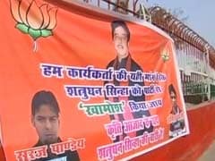 <i>Khamosh</i>, Says Banner Against Shatrughan Sinha, Courtesy BJP Youth Wing