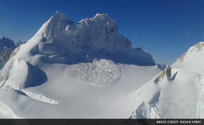 Siachen Avalanche: Body Of 1 Of The 10 Soldiers Recovered