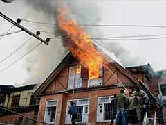 8 Houses Gutted In Major Fire In Srinagar