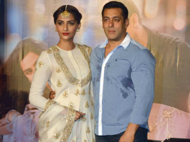 What Sonam Kapoor Has to Say About Her 'Favourite Co-Star' Salman Khan