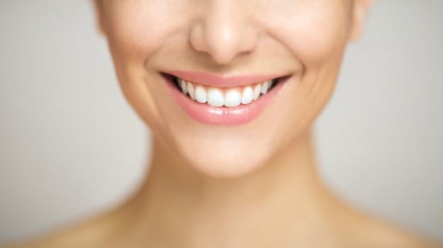 Top 5 Teeth Whitening Home Remedies