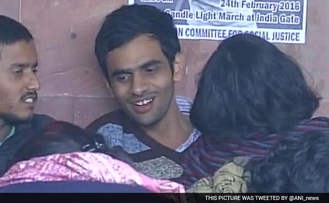 JNU विवाद : आरोपी छात्रों को अपनी बेगुनाही के सबूत देने होंगे : दिल्ली पुलिस प्रमुख बस्सी