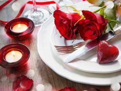 Valentine week: रोज-डे के इन SMS से बिखेरिए प्‍यार की महक
