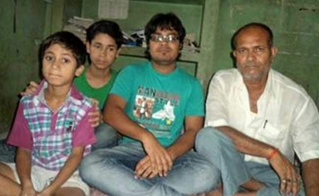 Bihar Welder's Son Will Leave IIT With One-Crore Job At Microsoft
