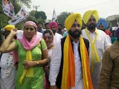 Aam Aadmi Party's 'Nawan Punjab March' Begins