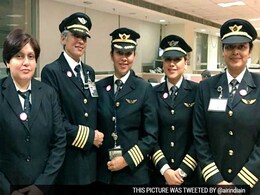 Air India Operates 'World's Longest All-Women Flight' Air India Operates 'World's Longest All-Women Flight'