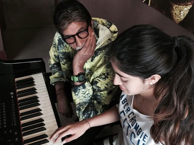Amitabh Bachchan Says Granddaughter Navya's Twitter Account is 'Fake'