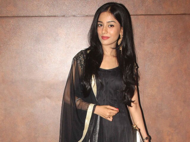 Amrita Rao Shares A Glimpse Of Son Veer's Birthday Cake