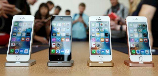 Apple Goes Small For New iPhone SE Apple Goes Small For New iPhone SE
