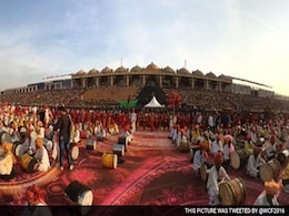श्री श्री रविशंकर के कार्यक्रम के महीने भर बाद भी नहीं समेटा जा सका है साजो-सामान श्री श्री रविशंकर के कार्यक्रम के महीने भर बाद भी नहीं समेटा जा सका है साजो-सामान