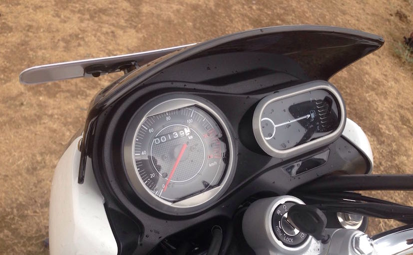 Bajaj V15 Instrument Cluster