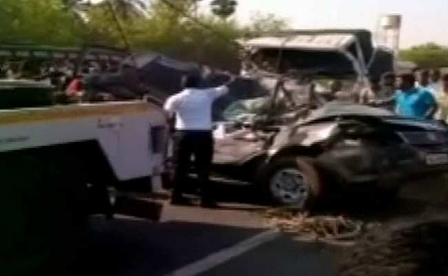 Bengaluru Doctor Crashes Mercedes Into 6 Cars, One Dead