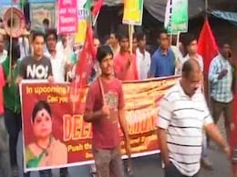 Mamata Banerjee Holds Her Ground In Bengal As Opposition Brings Out Big Guns Mamata Banerjee Holds Her Ground In Bengal As Opposition Brings Out Big Guns