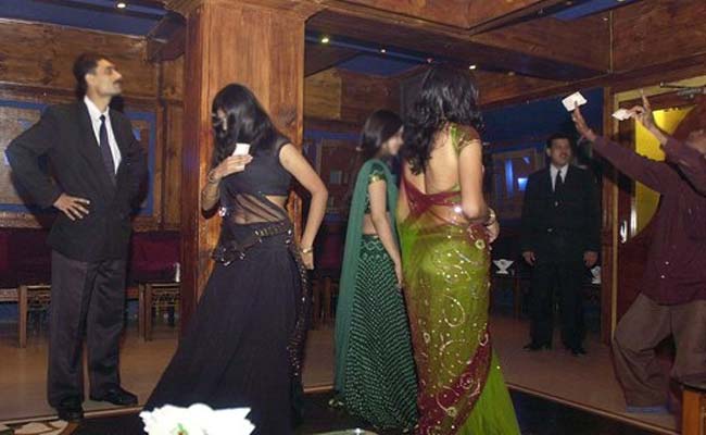 'Better To Dance Than To Beg,' Says Supreme Court On Plea on Dance Bars